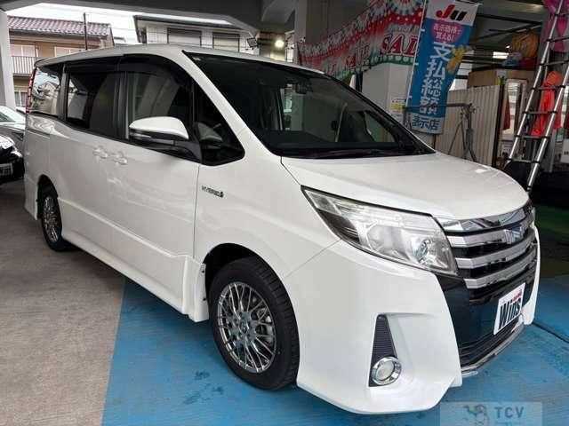 2016 Toyota Noah