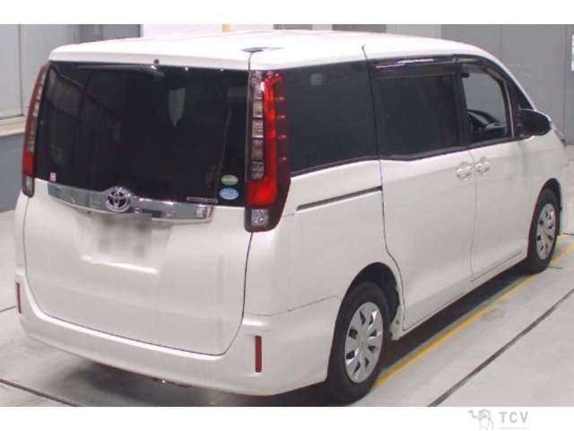 2016 Toyota Noah