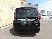 2016 Toyota Noah