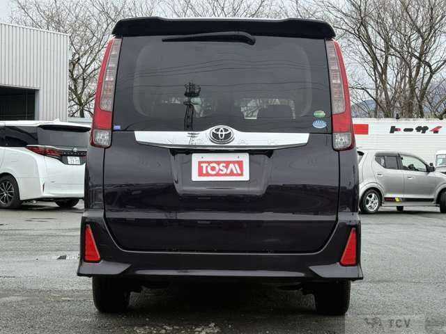2016 Toyota Noah