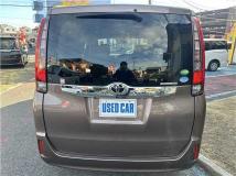 2016 Toyota Noah