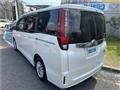 2016 Toyota Noah