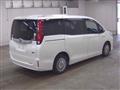 2016 Toyota Noah