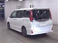 2016 Toyota Noah