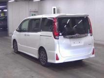 2016 Toyota Noah