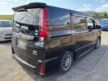 2016 Toyota Noah