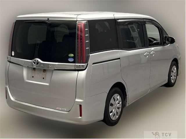 2017 Toyota Noah
