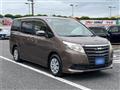 2017 Toyota Noah