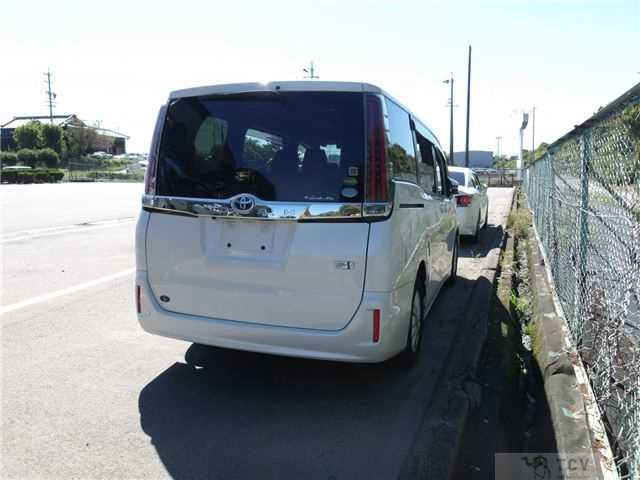 2017 Toyota Noah