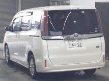 2017 Toyota Noah