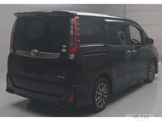 2017 Toyota Noah