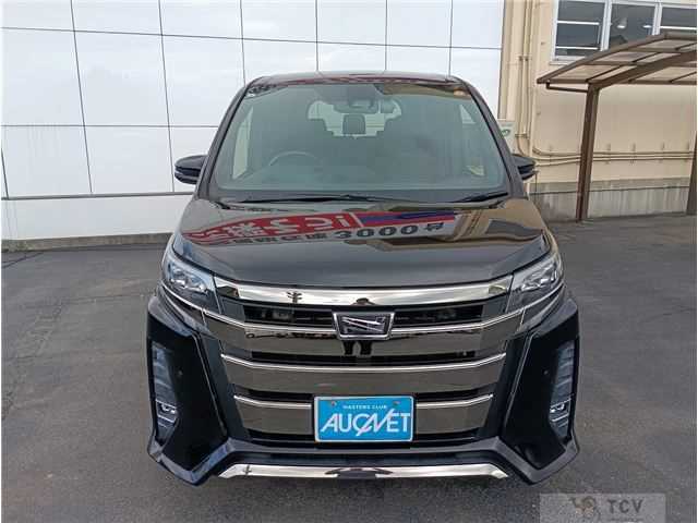 2017 Toyota Noah