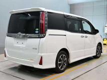 2017 Toyota Noah