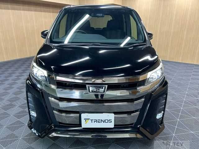 2017 Toyota Noah