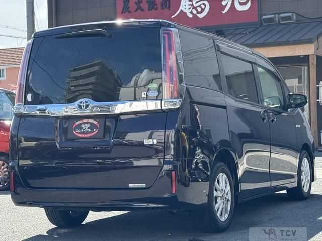 2017 Toyota Noah