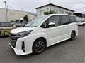 2017 Toyota Noah