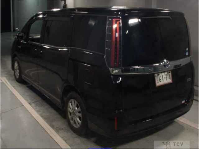 2017 Toyota Noah