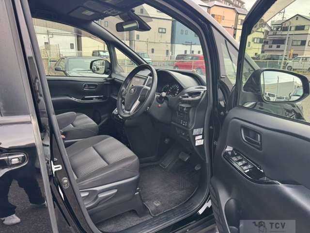 2017 Toyota Noah