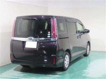 2017 Toyota Noah