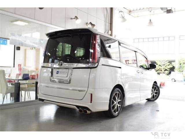 2017 Toyota Noah