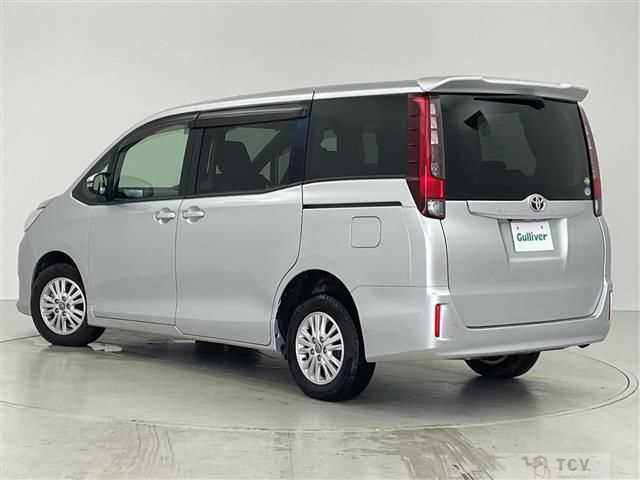 2017 Toyota Noah