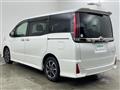 2017 Toyota Noah