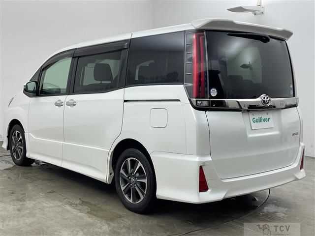 2017 Toyota Noah
