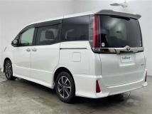 2017 Toyota Noah