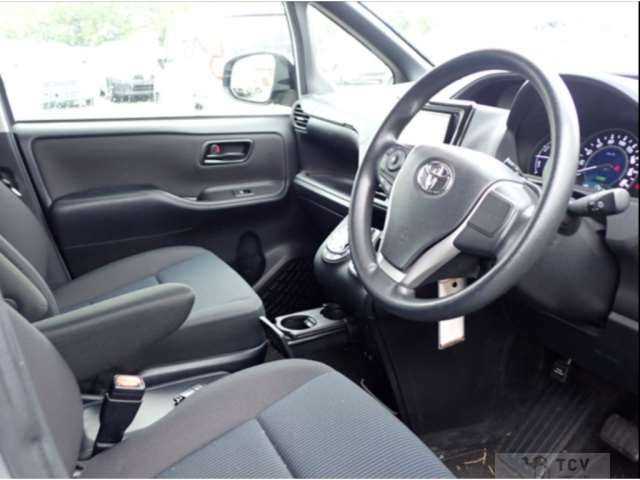 2017 Toyota Noah