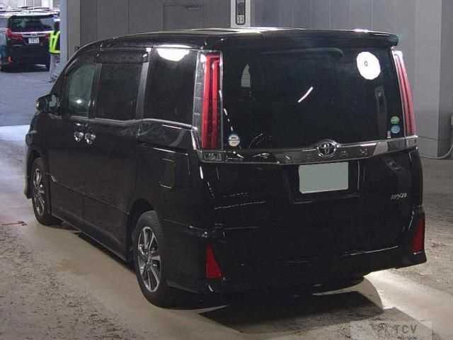 2018 Toyota Noah