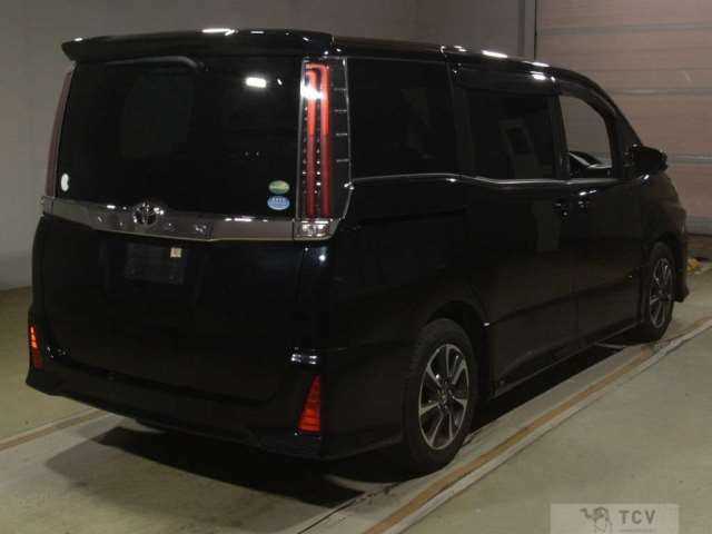 2018 Toyota Noah