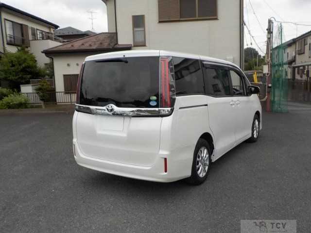 2018 Toyota Noah