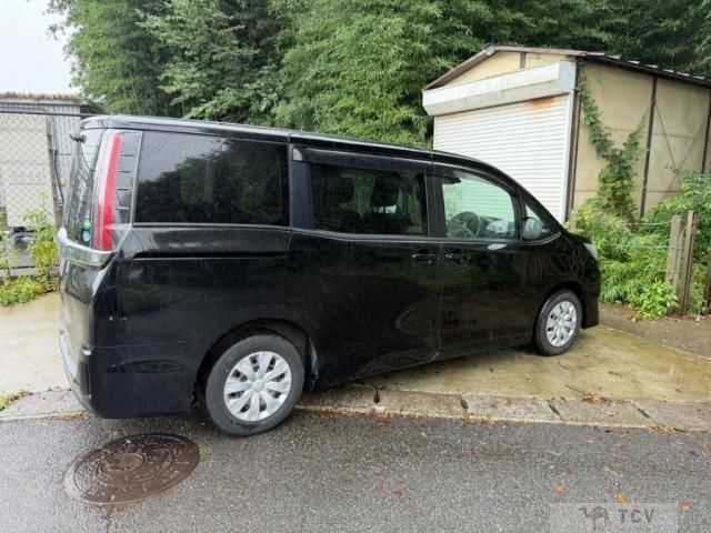 2018 Toyota Noah