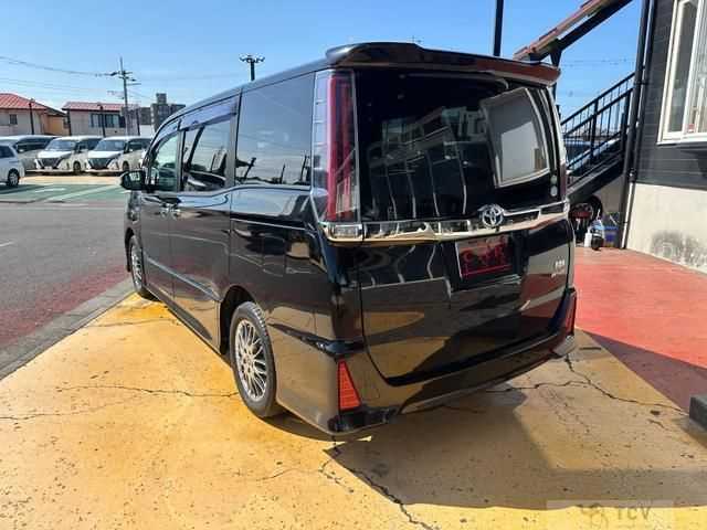 2018 Toyota Noah