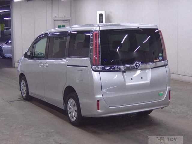 2019 Toyota Noah