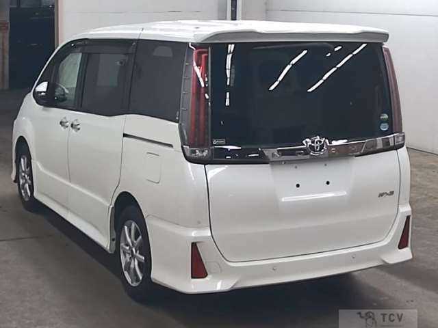 2019 Toyota Noah