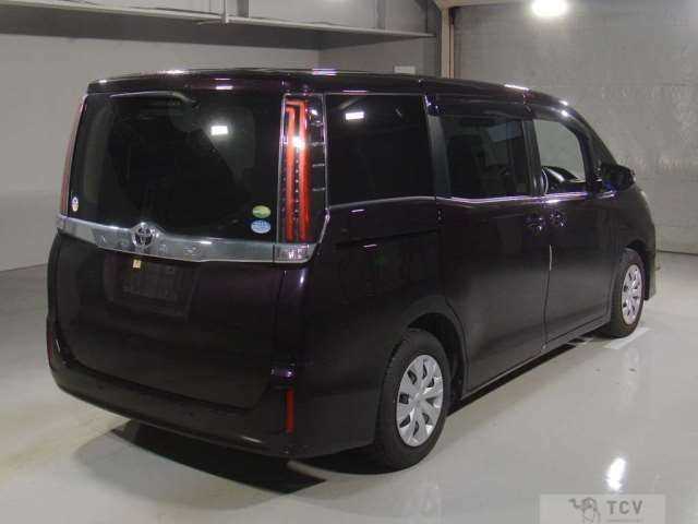 2019 Toyota Noah