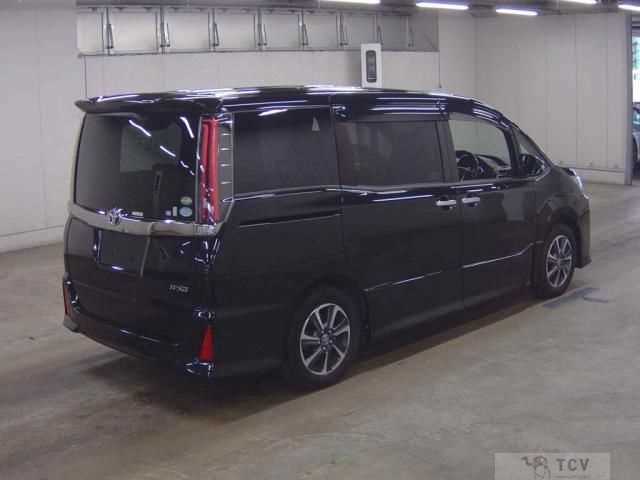 2019 Toyota Noah