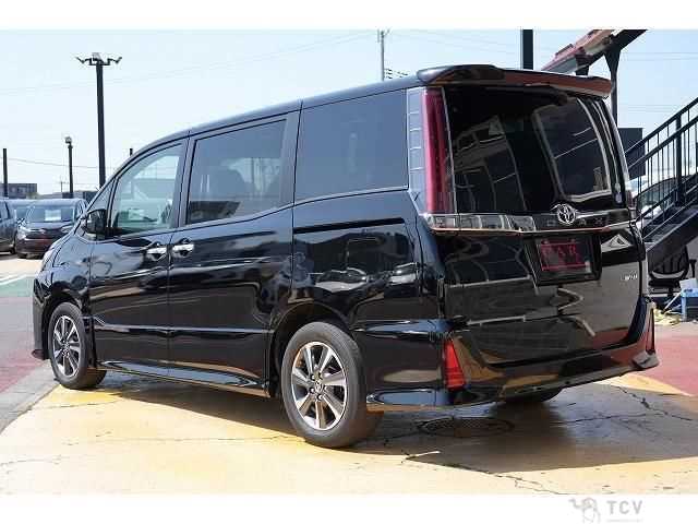 2019 Toyota Noah