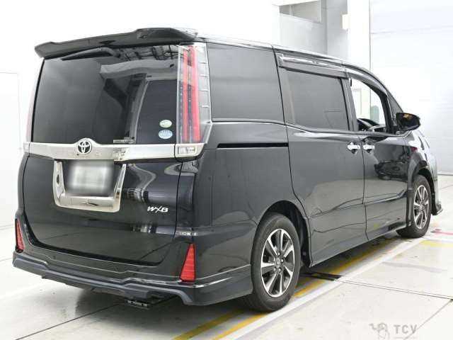 2019 Toyota Noah