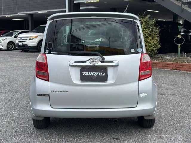 2005 Toyota Ractis