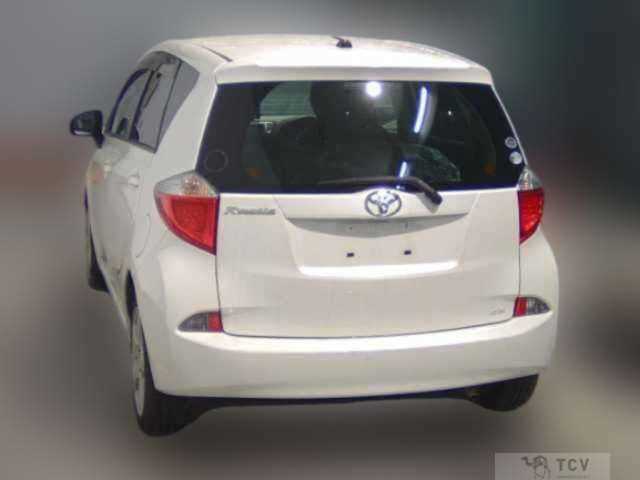 2011 Toyota Ractis