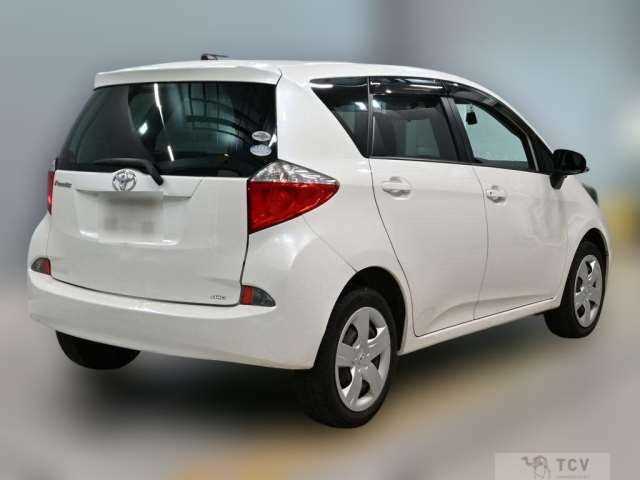 2011 Toyota Ractis