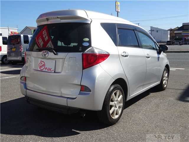 2011 Toyota Ractis