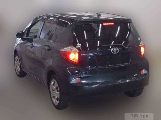 2011 Toyota Ractis