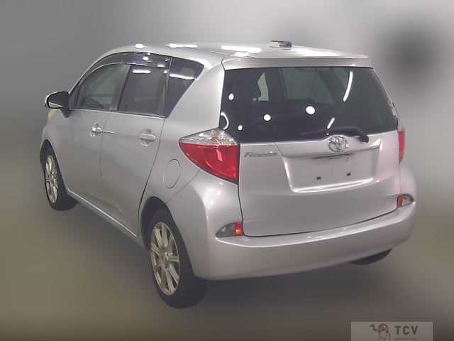 2011 Toyota Ractis