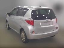 2011 Toyota Ractis