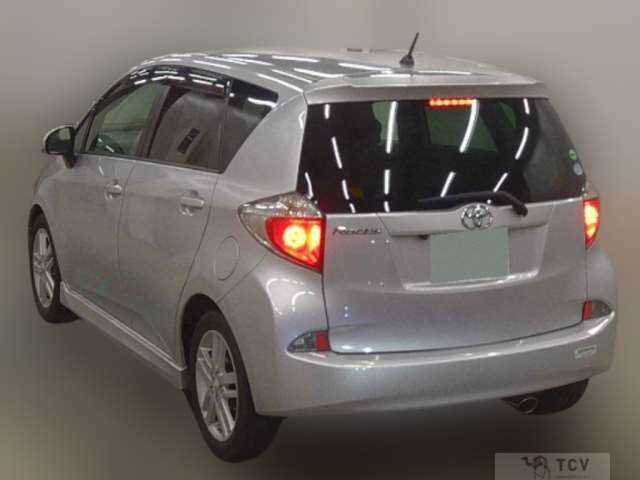 2013 Toyota Ractis