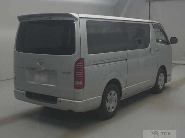 2007 Toyota Regiusace Van