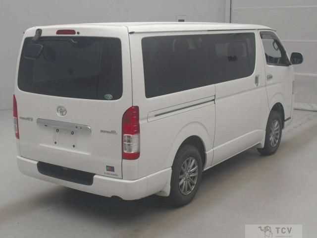 2014 Toyota Regiusace Van